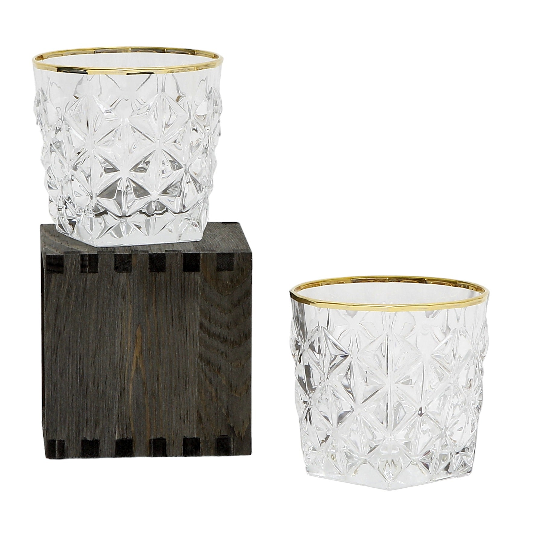 CRYSTAL GLASS: Exquisite Italian Crystal Round Glass for Whiskey/Old Fashion featuring a 24 Carat Gold Rim and Gold Rim