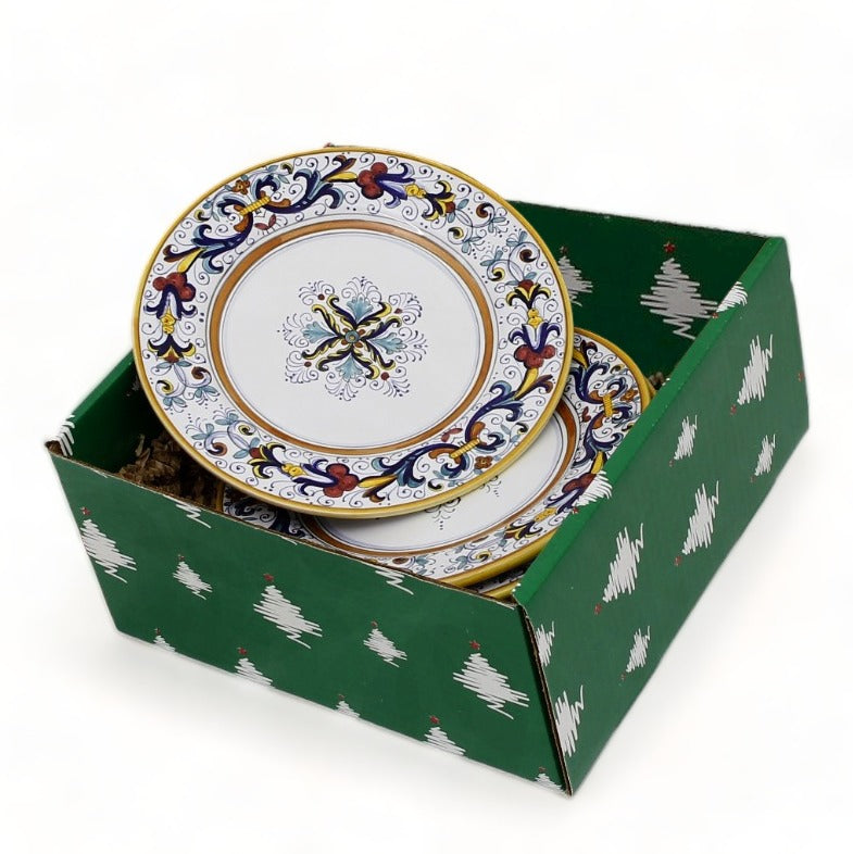 GIFT BOX CHRISTMAS: Green Gift Box with Ricco Deruta Deluxe Salad Plates (Set of 4 pcs)