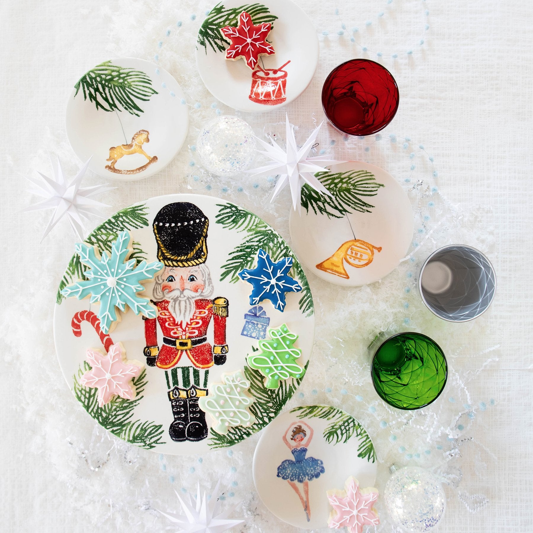 VIETRI: NUTCRACKERS ASSORTED CANAPE PLATES - SET OF 4 - artisticaitalian.com