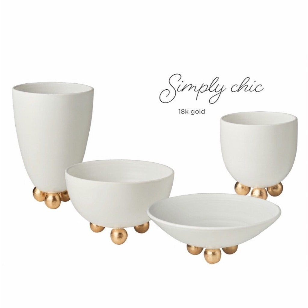 ABIGAILS - CATALINA Round Short Vase Matte White with Gold Feet - artisticaitalian.com